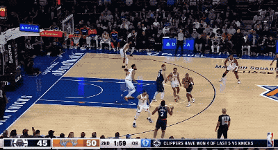 西部群魔乱舞，快船悄悄冲刺