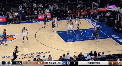 西部群魔乱舞，快船悄悄冲刺