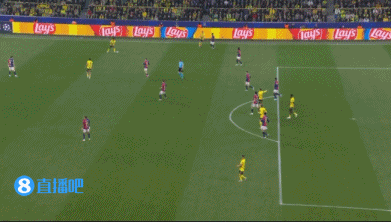 什琴斯尼生涯欧冠4次送点，仅奥塔门迪、佩佩送点次数比他更多