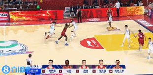 势头起来了！北京次节三分多钟轰出一波11-2的攻势