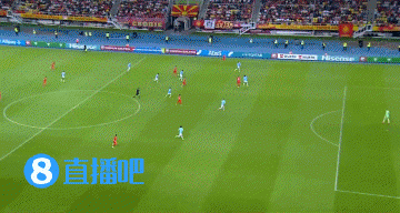 超炸！北马其顿边翼卫不停球倒地凌空绝平比利时，小组赛3轮不败